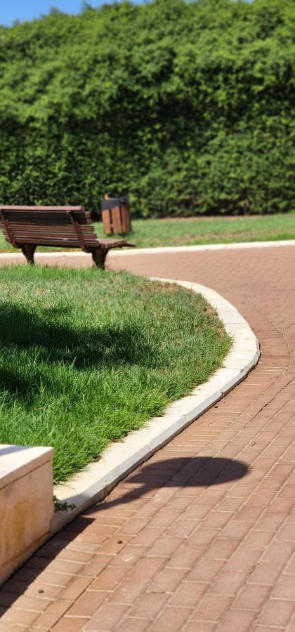 Apartament דירת חדר יפה ונעימה באיזור פסטורלי ושקט Zichron Ja’akow Zewnętrze zdjęcie