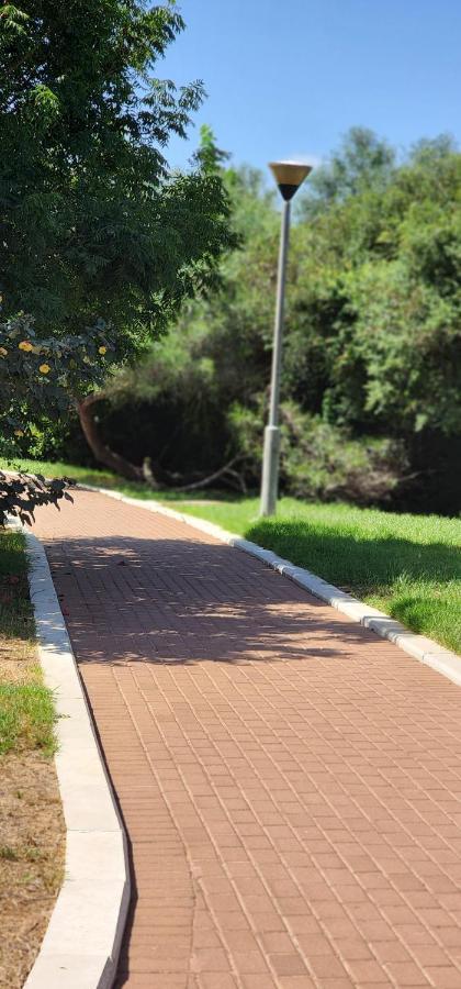 Apartament דירת חדר יפה ונעימה באיזור פסטורלי ושקט Zichron Ja’akow Zewnętrze zdjęcie